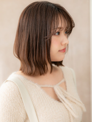 ココアブラウン切りっぱなしボブディクラゲヘアー20代30代