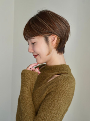 ショート・ボブ/丸顔/前髪あり/絶壁解消/40代/50代/