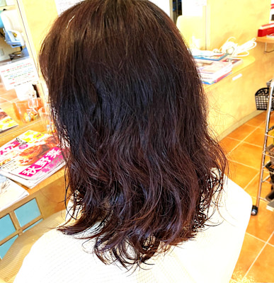 手入れが楽でナチュラルカールパーマ