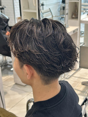 パーマメンテフェザーショート