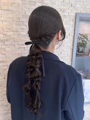 ツイン編み下ろし × リボンアレンジ