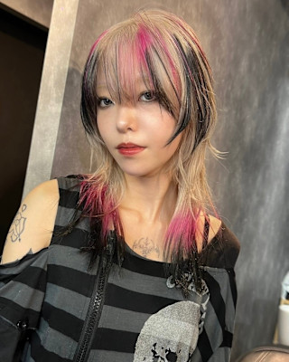 セクションカラー　ケアブリーチ　ブリーチカラー　表参道/原宿