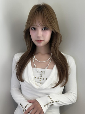 【AYAKI】ロングレイヤー顔まわりカットくびれ