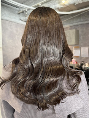 《高橋亜美》チョコレートブラウン/艶カラー/大宮