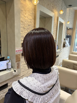 赤み抑えるココアブラウン×柔らかボブ