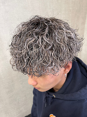 波巻きパーマ/ホワイトメッシュ【福岡/天神/メンズパーマ】
