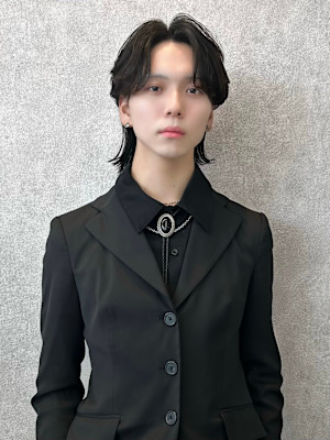 ウルフセンターパート【福岡/天神/ウルフヘア/くせ毛カット】