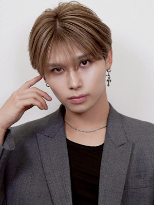 メンズカット×ラウンドマッシュ×ブリーチ