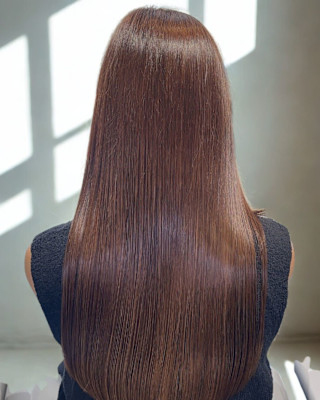 ヘーゼルブラウンカラー×ふんわりくびれボブ