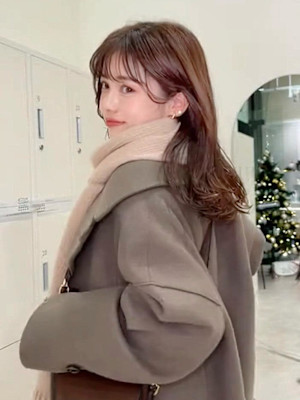 ブラウンカラー