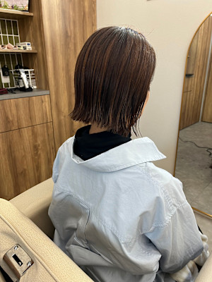 切りっぱなしボブ