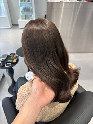 赤みのない上品なベージュ♪10代20代30代