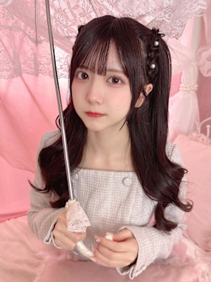 橋本菜々子ちゃん編み上げハーフツイン＊まゆ/小顔/大須 栄