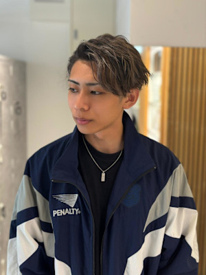 takumi/メンズハイライト/緩めパーマ/ベージュ