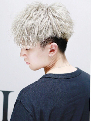 【横顔キマる】ホワイティマッシュショート