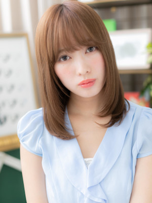 大人可愛いシースルーバングくすみベージュ　リタッチカラー