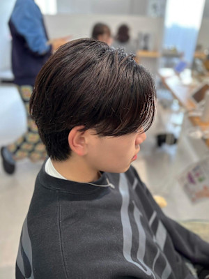 takumi/メンズカット/センターパート/曲がる縮毛矯正