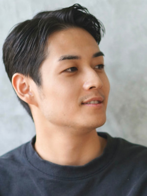 メンズショート　ビジネスマンスタイル