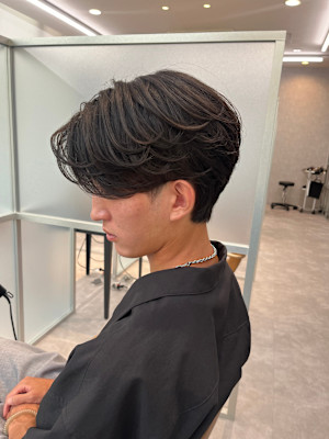 センターパート【福岡／天神／メンズサロン】