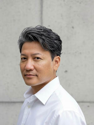 30〜40代に人気の上品ビジネスパーマ横浜桜木町ビジネスヘア