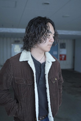 スパイラルパーマ／ブリーチパーマ／平塚