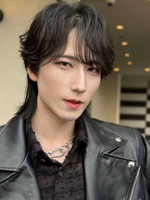 Men’s salon Zina 天神×スタイル