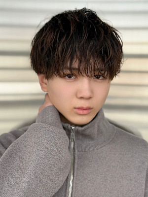 Men’s salon Zina 天神×スタイル