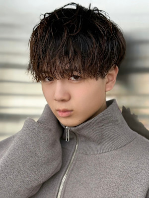 Men’s salon Zina 天神×スタイル