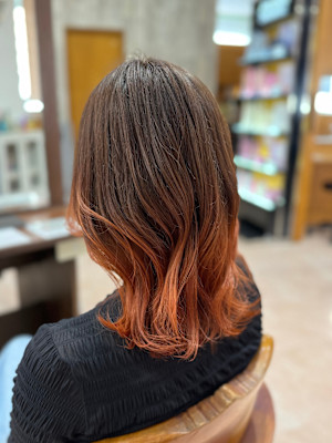 オレンジカラー/グラデーション/くびれヘア/レイヤースタイル