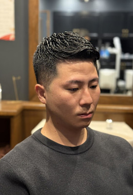 メンズ　ショート　ビジネス　刈り上げ　理容室
