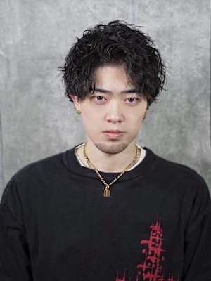 ツイスパアップバング〈理容室〉