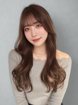 アッシュベージュ 透明感カラー 顔周りカット 韓国風ヘア