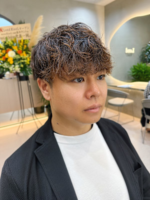 波巻きスパイラルパーマ部分ツイスト