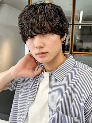 韓国風ツイスパ×マッシュウルフ清潔感無造作束感スタイル