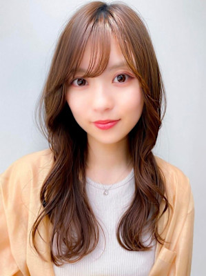 韓国風レイヤーカット◎冬色暖色カラーくびれヘア小顔20代