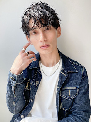 好印象メンズパーマ波巻きツイスパセンターパートナチュラル