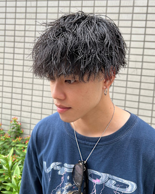 前髪ありツイストスパイラルパーマ