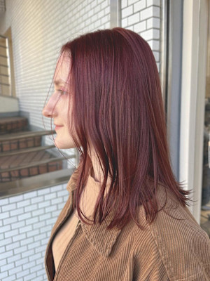 深みと透明感を両立した大人ボルドー♪