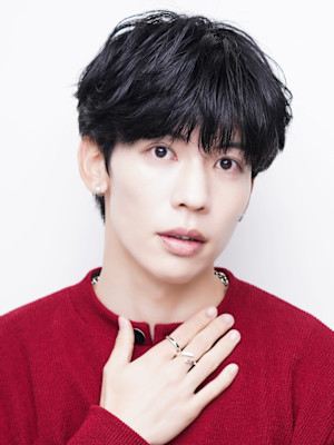 マッシュショート 眉毛カット 韓国ヘア 20代 メンズパーマ