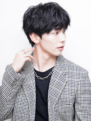 眉毛カット ニュアンスパーマ フェザーパーマ 20代 束感