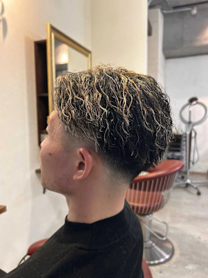 ハイライト×フェードパーマスタイル