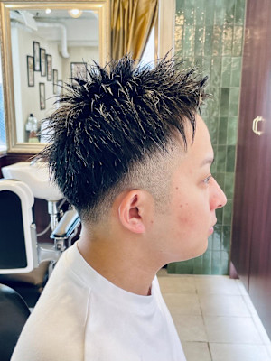 【20代 男性】ロンドンスパイキーツーブロ（大宮/バーバー）