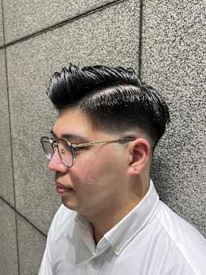 銀座　理容室　アイロンパーマ　スキンフェード