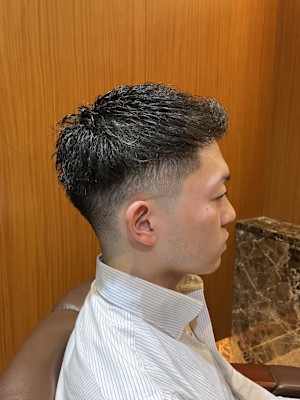 銀座　理容室　ビジネスショート