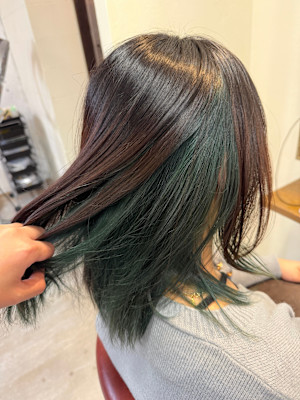 ブリーチで作るグリーンカラー