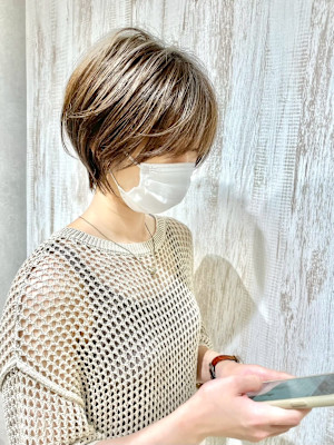 大人くびれショート/ベージュカラー