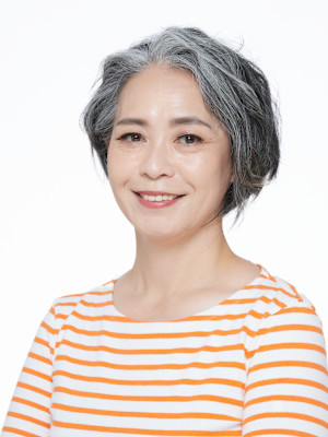 グレイヘアの方に☆似合わせウェーブボブ