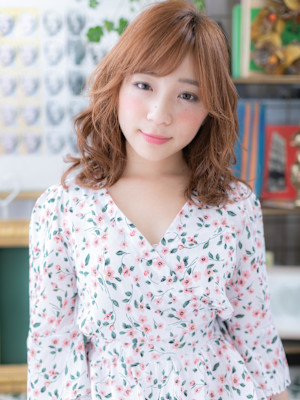 前髪パーマフレンチカジュアルミディアムボブエアウェーブパーマ