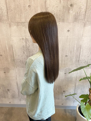 深みのある美髪ブラウン《ARCH CHIAKI》