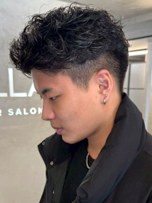 ツーブロックマッシュ ニュアンスパーマ 刈り上げ 20代